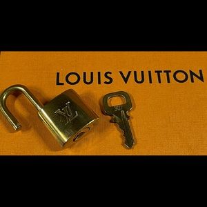 EUC Louis Vuitton Lock and Key #307. Solid Brass Cadena Padlock & Key.